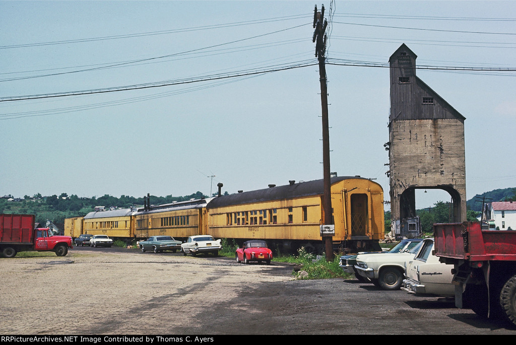 PC Maintenance-of-Way Cars, 1969